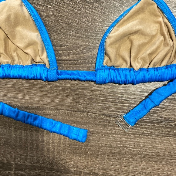 NWT - The Finals Triangle Bikini Top - Sonic Blue - L - Picture 3 of 4